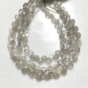 Haute qualité 4-4.5MM gris pierre de lune à facettes minuscule coeur forme Briolette perles en gros perles de pierres précieuses de fournisseur de confiance - Product Image 3