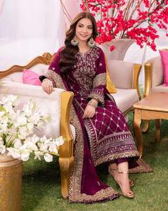 Collection de robes de mariage et de soirée pour femmes, Dhoti et Salwar Kameez de designer indien et pakistanais, style Punjabi et Bollywood, 6064 - Product Image 3