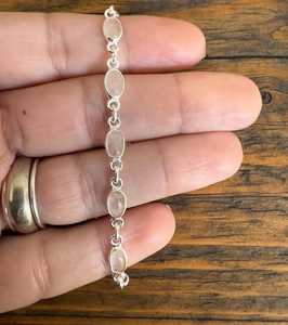 Haute qualité naturel Rose Quartz ovale coupe pierres précieuses à la main Bracelets délicats 925 argent Sterling à la mode pierre de naissance bijoux - Product Image 1