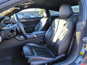 BMW Serie 8 M850i xDrive V8 4.4L 4WD 2023 Usado en Buen Estado - Product Image 4