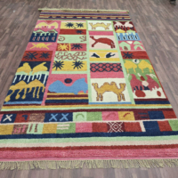 Tapis Berbère Marocain Moderne Géométrique en Laine/Soie Écologique Tissé à la Main, Motif Animalier (Chameaux, Maisons, Étoiles), Antidérapant, 1 Pièce