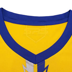 Servicio OEM Ropa de entrenamiento Uniforme de fútbol Nuevo diseño Precio bajo Uniforme de fútbol más vendido a precio bajo - Product Image 3