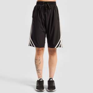 Shorts sportifs décontractés 100 % coton à double rayure (noir) taille XS avec cordon de serrage, motif cargo tendance et logo décoratif - Product Image 3
