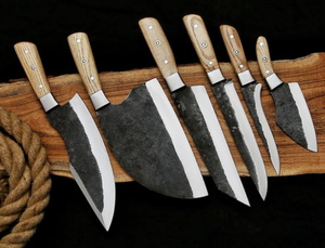 Ensemble de 6 couteaux de chef en acier Damas forgé à la main, écologiques, avec étui en cuir véritable pour la cuisine et le barbecue - Product Image 4