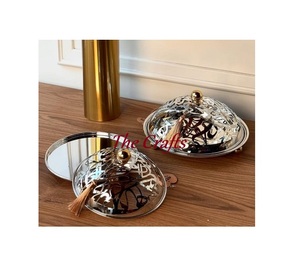 Lot de 2 assiettes de service en forme de dôme en acier argenté avec taille et logo personnalisables pour la maison et le restaurant - Product Image 1