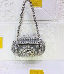 Bolso de noche de hierro de diseñador hecho a mano para mujer, elegante bolso de mano de Metal sólido, cierre magnético con cuentas para fiestas nupciales, bodas - Product Image 3