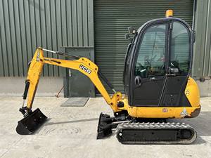 Miniexcavadora JCB Amarilla de 1 Tonelada de Capacidad, Equipo de Construcción Compacto - Product Image 5