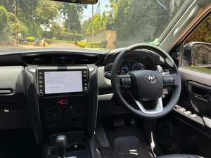 โตโยต้า ฟอร์จูนเนอร์ ปี 2024 มือสอง - Product Image 4