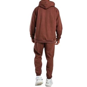 Conjunto Deportivo de Invierno para Hombre con Logotipo Personalizado al por Mayor |   Sudadera con Capucha Extra Grande de Algodón y Pantalones Deportivos de Felpa - Product Image 3