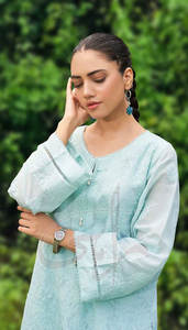 Trajes Formales para Mujer de Talla y Diseño Personalizados, Uso Casual, Alta Calidad, Ecológicos, Chikankari Lawn - Product Image 4