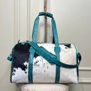 Bolsos de equipaje de cuero de vaca real Bolso hecho a mano de usos múltiples Bolso de Viaje Unisex Tamaño grande Color turquesa Pelo en Bolso de piel oculta - Product Image 1