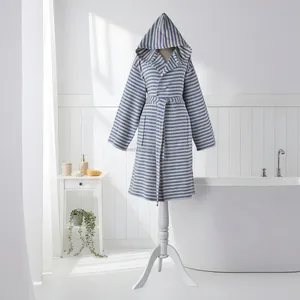 Peignoir unisexe 100% coton, best-seller, séchage rapide, vêtements de nuit d'été, tissu respirant, léger, toute l'année, fabrication ODM en Turquie - Product Image 2