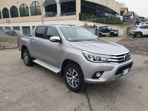 Para Toyota Hilux 2018 GCC Usado AWD con neumáticos R20 Asientos de cuero ACC Control de crucero Euro6 Emisión - Product Image 6
