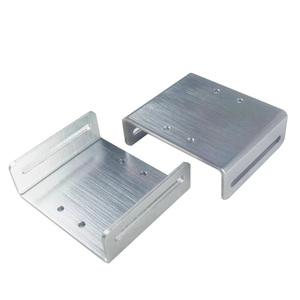 カスタム板金製造におけるカスタマイズされた鋼金属スタンピング。 - Product Image 5