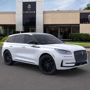 Lincoln Corsair 2021, légèrement usagé, propre et en parfait état - Product Image 2