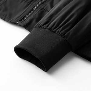 Chaqueta Bomber Impermeable Ecológica Personalizada para Hombre con Cuello Alto, Logotipo Frontal, Diseño Corto Extragrande, Resistente al Viento y Reversible - Product Image 5