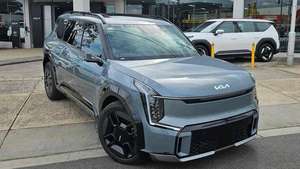 Prêt pour l'expédition 2023 K i a EV9 MV GT-Line Wagon CONDUITE À DROITE - Product Image 2