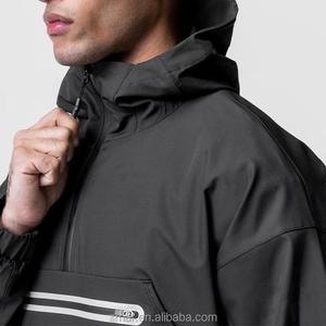 ใหม่เสื้อแจ็คเก็ตกันน้ําผู้ชายเสื้อแจ็คเก็ตสะท้อนแสงน้ําหนักเบา 85% โพลีเอสเตอร์ 15% สแปนเด็กซ์ยิม 1/4 เสื้อซิป - Product Image 2