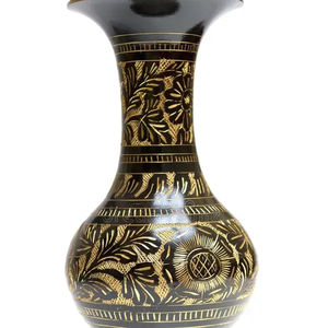 Vase à fleurs en métal de luxe de bonne qualité Style design moderne pour la décoration intérieure Voie d'entrée pour les mariages Prix de gros de l'Inde - Product Image 1