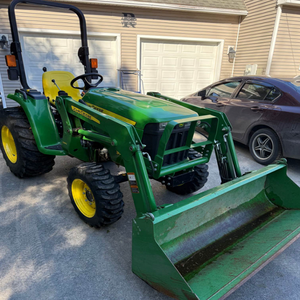 Precio barato John Deereee 3025E Tractor para uso multipropósito disponible en stock entrega rápida al por mayor Comprar ahora mejor oferta - Product Image 1