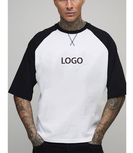 T-shirt à manches contrastées de style streetwear américain, en coton pur, avec logo personnalisé, impression par transfert thermique, haut pour garçons universitaires - Product Image 1