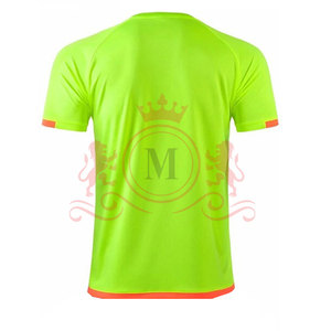 เสื้อฟุตบอลผู้ชายสีเขียวลายเรขาคณิต แขนสั้น คอวี ระบายอากาศได้ดี ผลิตจากโพลีเอสเตอร์ ทรงแอธเลติก เหมาะสำหรับใส่ในฤดูร้อน - Product Image 2