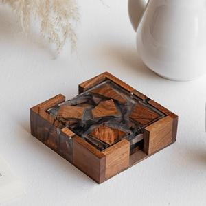 Posavasos Redondo de Madera y Resina, Clásico y Ecológico, Elegante Tapete para Bebidas para Hogares y Hoteles |   Posavasos de madera hechos a mano con resina epoxi - Product Image 2