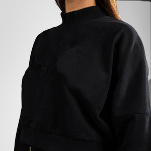 Wholesale Custom Women Cropped Sweatshirt Boxy Athleisure Top <b>Dropped</b> Shoulders OEM - Product Image 4