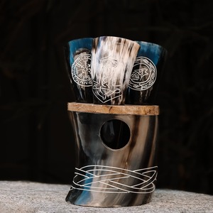 Taza de cuerno vikingo ecológica hecha a mano auténtica con animales pulidos, vasos de lujo para momentos legendarios audaces y reuniones épicas - Product Image 5