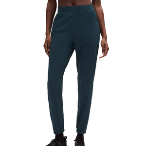 Pantalones Deportivos Ligeros y Elásticos para Mujer, de Secado Rápido, para Entrenamiento, Ropa Deportiva, Estilo Urbano, Venta al Por Mayor Personalizada - Product Image 1