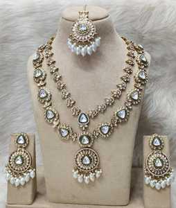 Conjunto de Joyería Larga con Cuentas Blancas y Detalles Multicolores Kundan, Chapado en Oro de Doble Capa, Hecho a Mano, Producto al por Mayor - Product Image 2