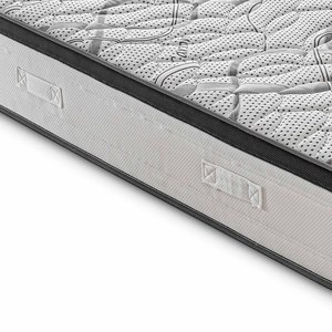 Materasso in Schiuma HR 100% Made in Italy, Altezza 30cm, Ortopedico, Durezza H4, Non Deformabile, Reversibile Estivo/Invernale - Product Image 3