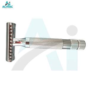 Maquinilla de afeitar de seguridad de acero inoxidable de alta calidad apta para viajes ALMAC con estuche protector Ideal para afeitarse en movimiento - Product Image 4