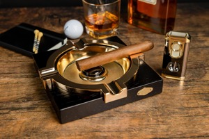 Cendrier à cigares carré en bois de manguier fait à la main à deux étages Accessoires pour fumeurs à prix réduit - Product Image 2