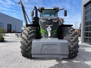 Tractor Agrícola Fendt 1050 Vario de 75HP con Motor, Caja de Cambios, Rodamientos y Bomba, Usado, Listo para la Venta, Más de 5 Años de Uso - Product Image 2