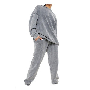 2025 Ensemble de survêtements lourds pour femmes à lavage acide personnalisé 2 pièces du fabricant pour la saison de printemps - Product Image 3