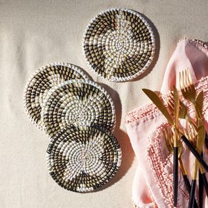 Posavasos de té de ratán tejido hecho a mano, posavasos de mimbre de diseñador para beber, taza de té de vidrio, posavasos, alfombrillas y almohadillas, manteles individuales - Product Image 5