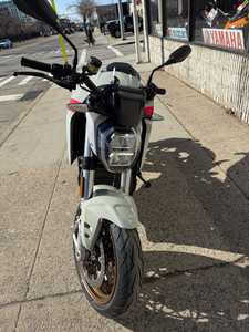 Motocicleta Eléctrica Nueva 2025 Zeros Motorcycles SR/F, Personalizable, Soporte ODM, Garantía de 5 Años, Origen Estadounidense, Opciones de Financiamiento - Product Image 4