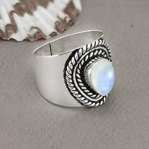 Anillo de piedra lunar arcoíris hecho a mano 925 Plata de Ley sólida Fuego Azul Natural Arco Iris piedra lunar 925 estampado anillo hecho a mano joyería - Product Image 2
