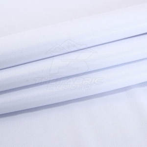 ชุดฟุตบอลที่ทนทานพร้อมการเย็บเสริมความแข็งแรง เหมาะสำหรับนักเตะเยาวชนและผู้ใหญ่ ออกแบบมาเพื่อการใช้งานที่ยาวนาน - Product Image 3