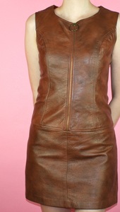 <span class=keywords><strong>Abito</strong></span> in <span class=keywords><strong>pelle</strong></span> al ginocchio da donna con Logo personalizzato/<span class=keywords><strong>abito</strong></span> in <span class=keywords><strong>pelle</strong></span> di pecora di alta moda/<span class=keywords><strong>abito</strong></span> in <span class=keywords><strong>pelle</strong></span> <span class=keywords><strong>marrone</strong></span> di nuovo design per le donne - Product Image 5