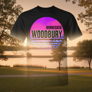 T-shirt vintage Woodbury Vaporwave Minnesota in stile promozionale retrò - Product Image 3