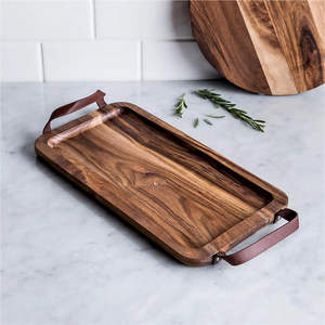 Bandeja de servicio de madera de mango con mango de cuero diseño simulado - Product Image 1