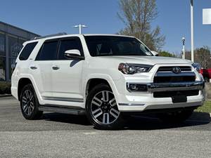 Toyota 4Runner Limited 2024 Usado en Buen Estado - Product Image 2