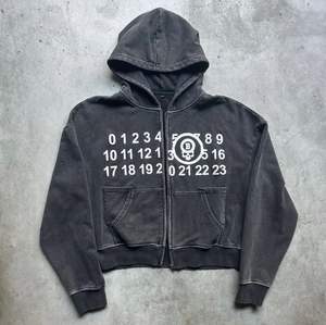 Custom 400 Gsm Heavyweight Cotton Black Lined Drop Shoulder Hoodie Faded Distressted Cropped Hoodie - Product Image 1