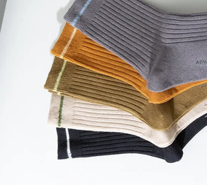 Calcetines de algodón para hombre, diseño de línea, puños acanalados, estilo informal, calcetines de negocios, Color sólido para uso diario, venta al por mayor de fábrica JZVINA - Product Image 2