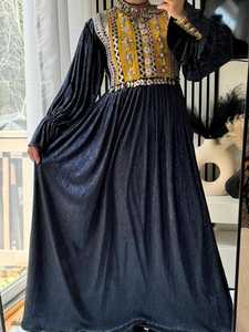 Vestidos de fiesta de boda paquistaníes afganos recién llegados para mujer, vestidos Vintage bohemios bordados pesados hechos en terciopelo - Product Image 2