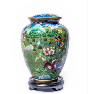 Belle et intemporelle urne de crémation blanche pour adultes pour les cendres humaines-Cette grande urne élégante en émail nacré et nickel I - Product Image 3