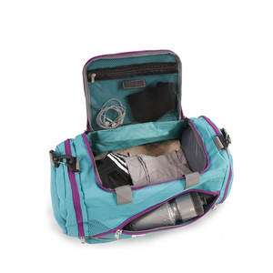 Sac de sport de haute qualité, léger, écologique, grande capacité, fermeture éclair, meilleur design, polyester, utilisation en extérieur, fabriqué au Pakistan - Product Image 4