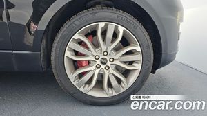 รถยนต์มือสองนำเข้าจากเกาหลี ปี 2015 แลนด์โรเวอร์ เรนจ์โรเวอร์ สปอร์ต เอส เจเนอเรชั่น 2 เครื่องยนต์ 3.0 SDV6 HSE ไดนามิก สภาพดี ขายโดย 300auto Export - Product Image 3